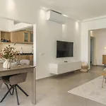 Alba Marina Apartment, With 3 Bedrooms And Pool 라고스