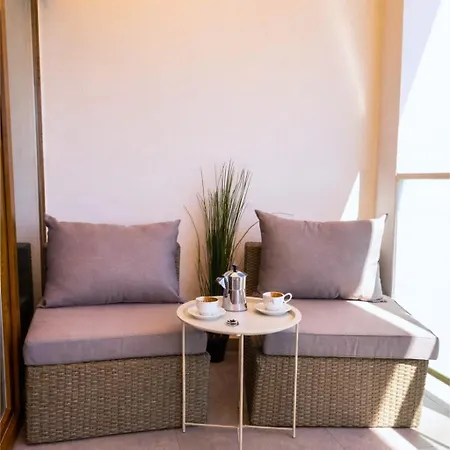 Alba Marina Apartment, With 3 Bedrooms And Pool *