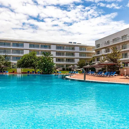 Alba Marina Apartment, With 3 Bedrooms And Pool דירה לאגוּ‏ש