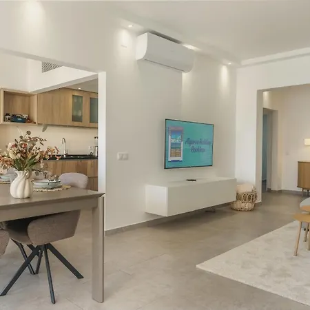 Alba Marina Apartment, With 3 Bedrooms And Pool *