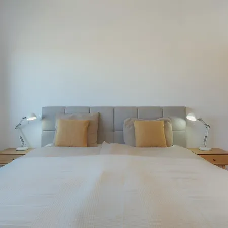 Alba Marina Apartment, With 3 Bedrooms And Pool לאגוּ‏ש