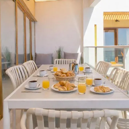 Alba Marina Apartment, With 3 Bedrooms And Pool Appartamento *